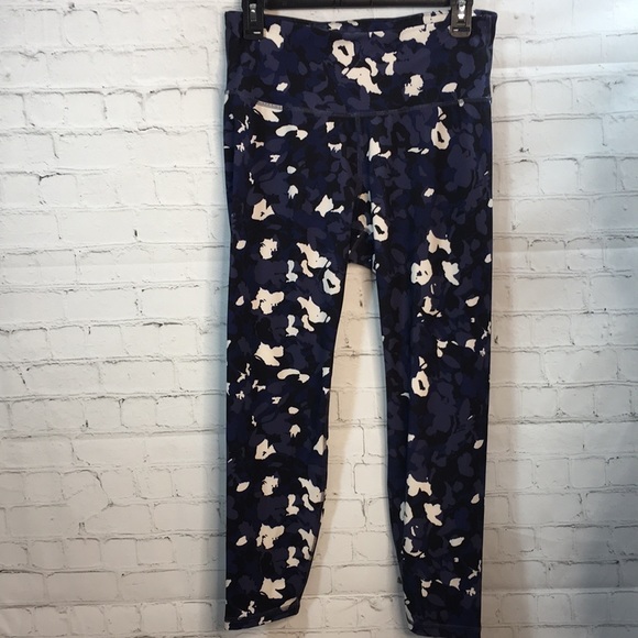 Old Navy Pants - Old Navy Active PowerPress High-Rise Leggings Blue & Black Camouflage Large